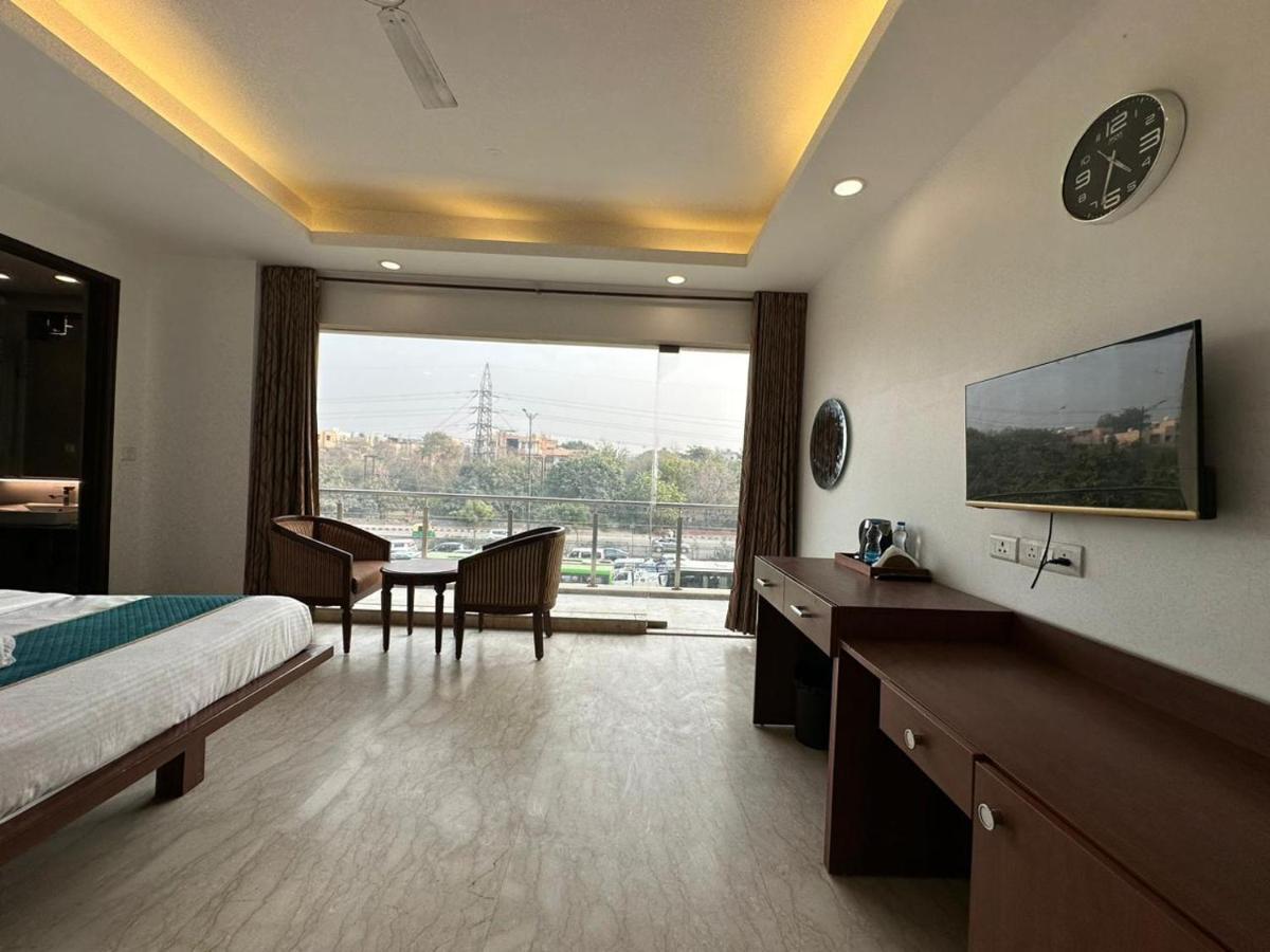 Hotel The Imperio Neu-Delhi Exterior foto